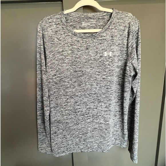 Under Armour Tops - Women’s Under Armour Long Sleeve HeatGear